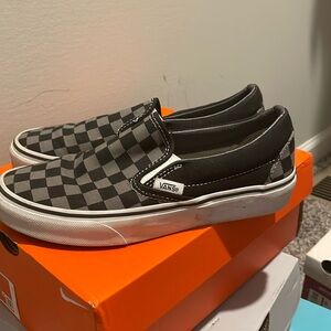 gray and black checkered vans